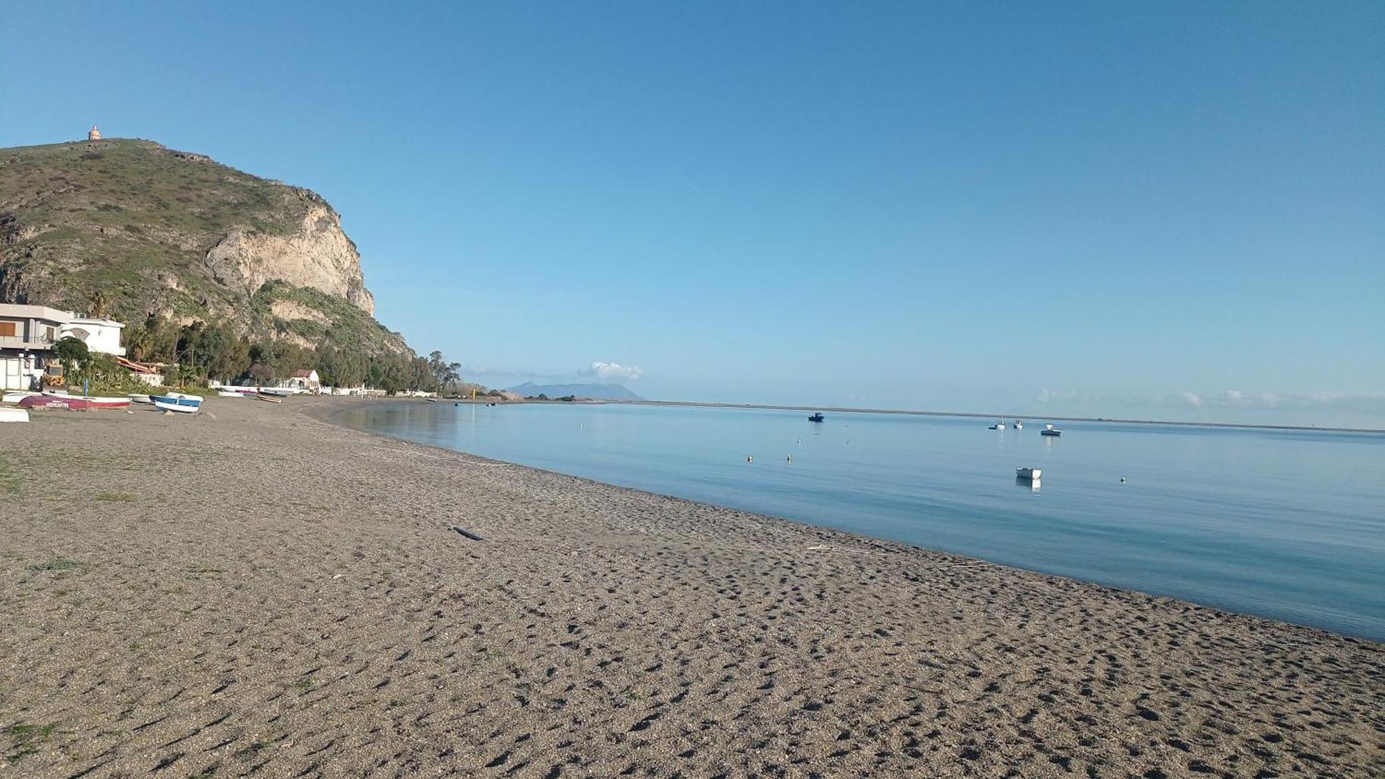 Vila Mansarda Con Terrazzo Vista Mare Oliveri Exteriér fotografie